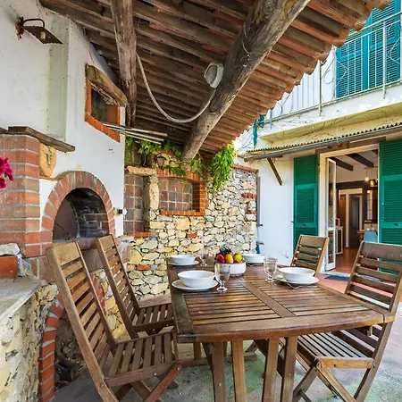 Appartamento Hostdomus - Il Belvedere